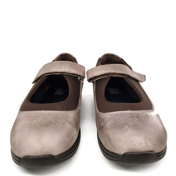 Drew Rose Dusty Pewter Silver Leather Slip-On Comfort Mary-Janes - Picture 4 of 12